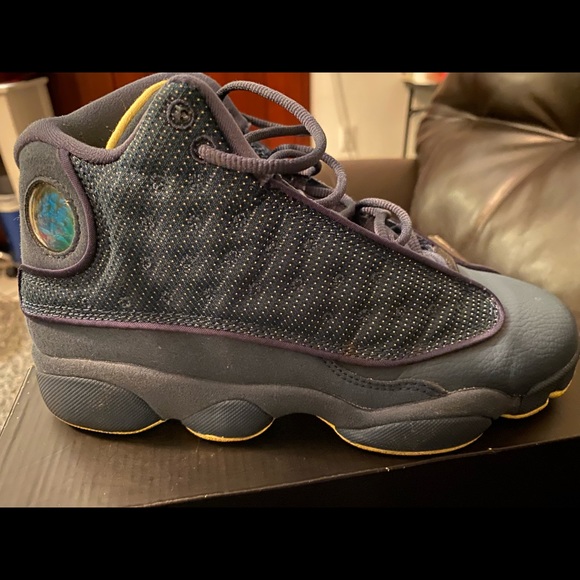 Jordan 13 Retro
Squadron Blue - Picture 2 of 4
